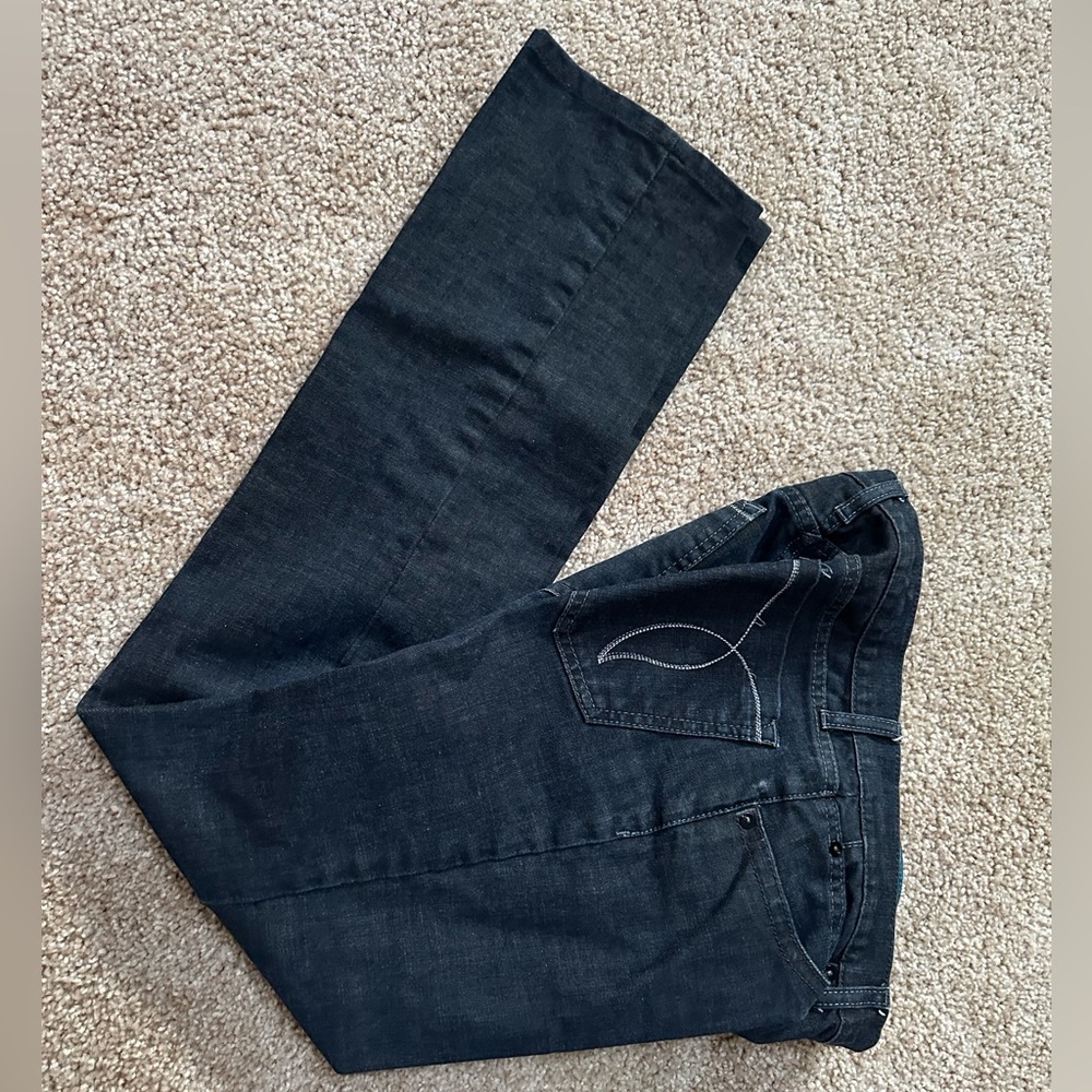 Woman’s EDUN dark black/blue jeans size 30